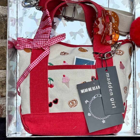 NEW! Viral MADDEN GIRL Carnival Food Gift Set - Tote + Bag Charms and Pouch! - Picture 2 of 7